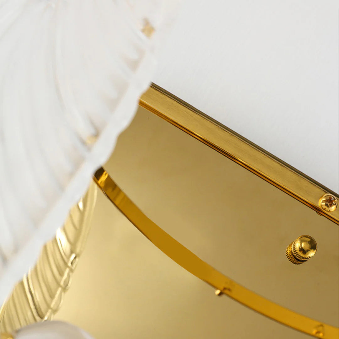 Lámpara de pared de cristal con plumas