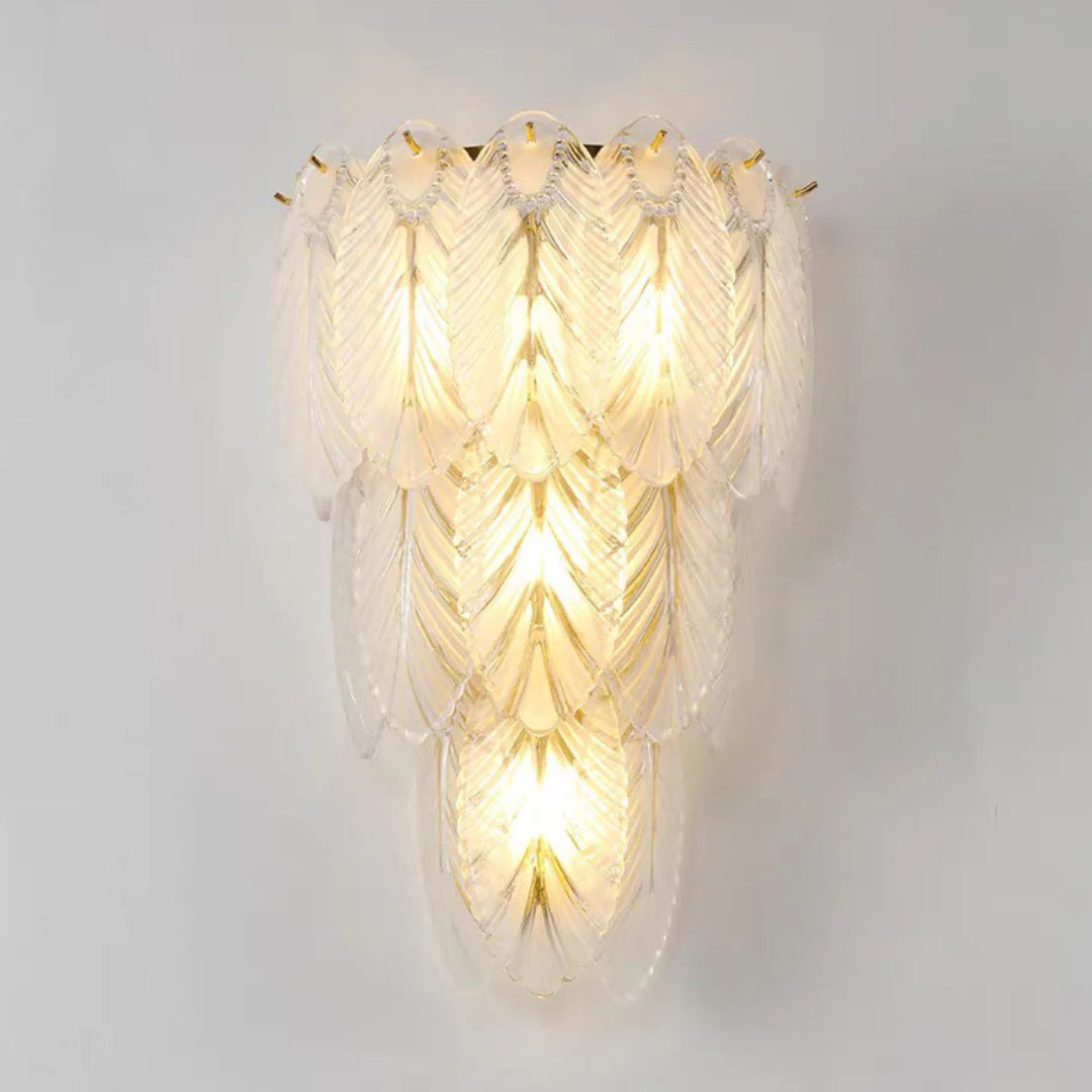 Lámpara de pared de cristal con plumas