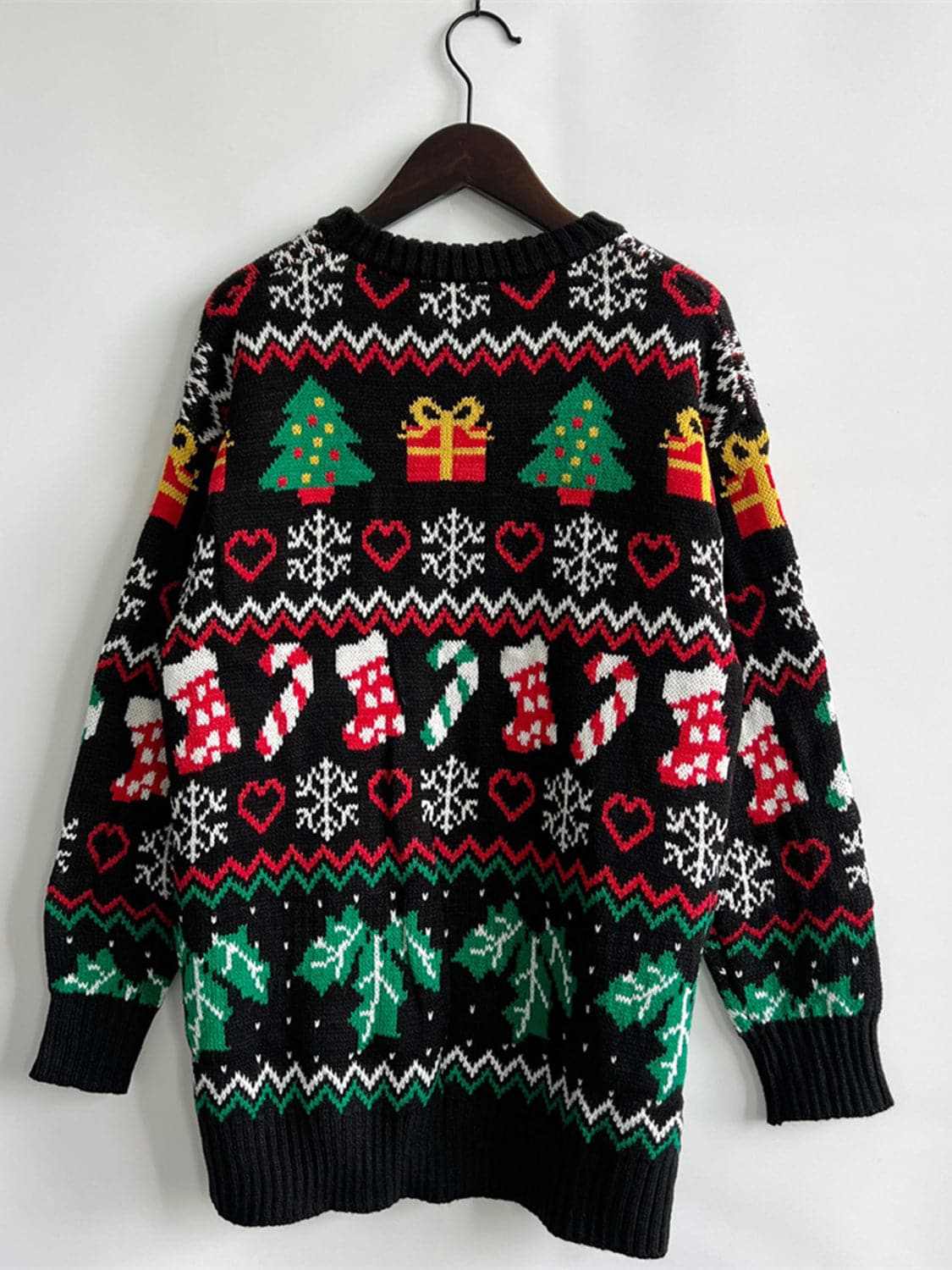 Sweaters Trendsi Festive Holiday Sweater - Cozy Fit