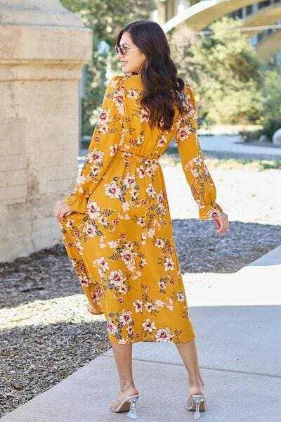Vestido floral Trendsi con manga con volantes y lazo en la espalda para verano