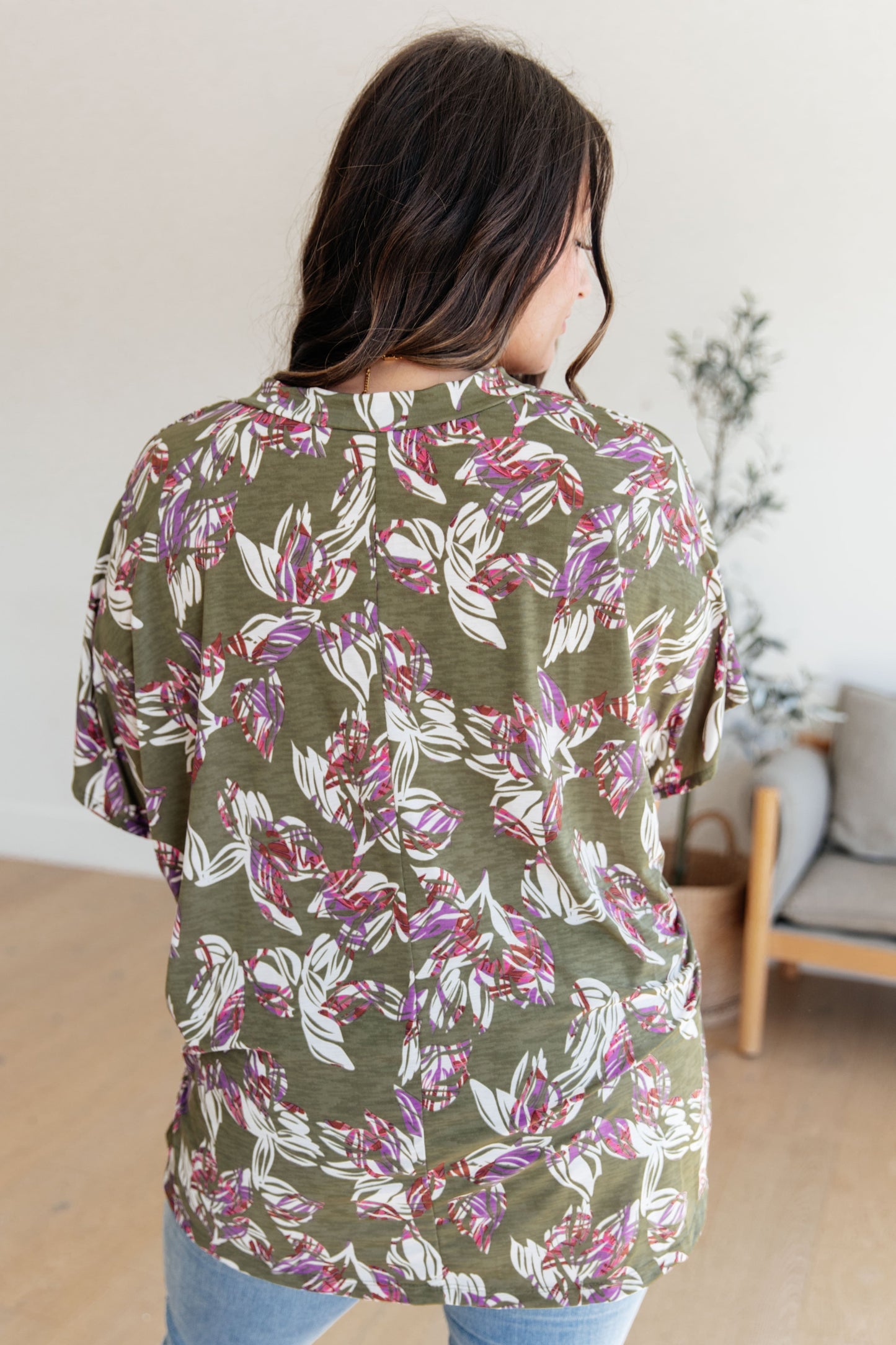 Top floral con cuello de pico para niña de las flores