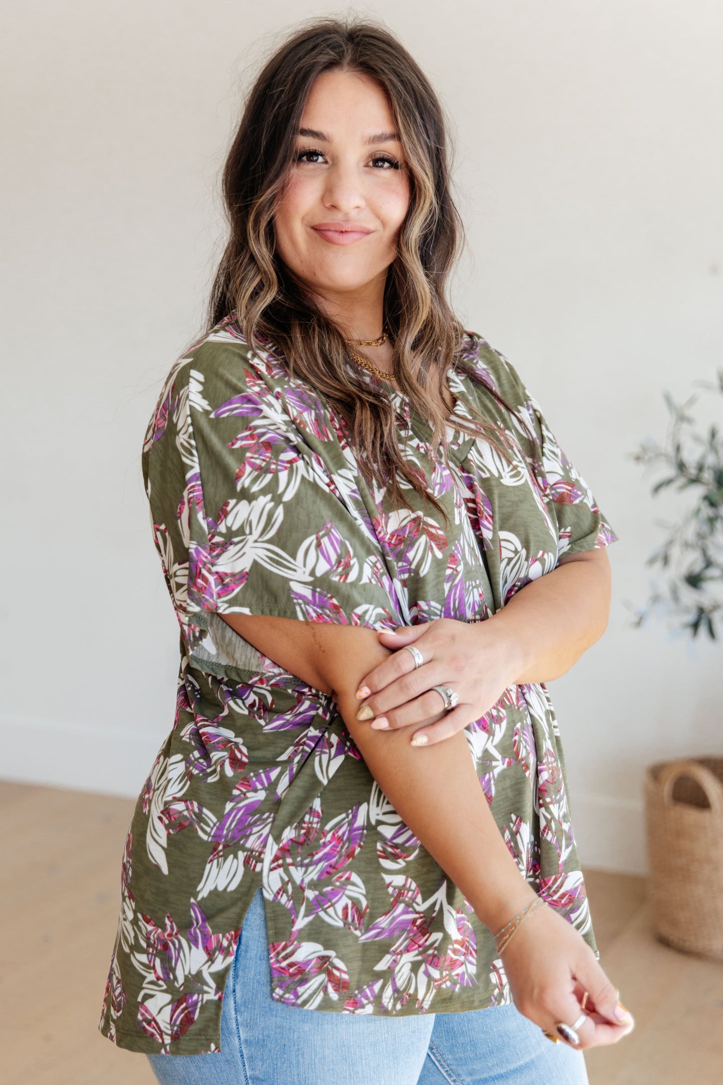Top floral con cuello de pico para niña de las flores