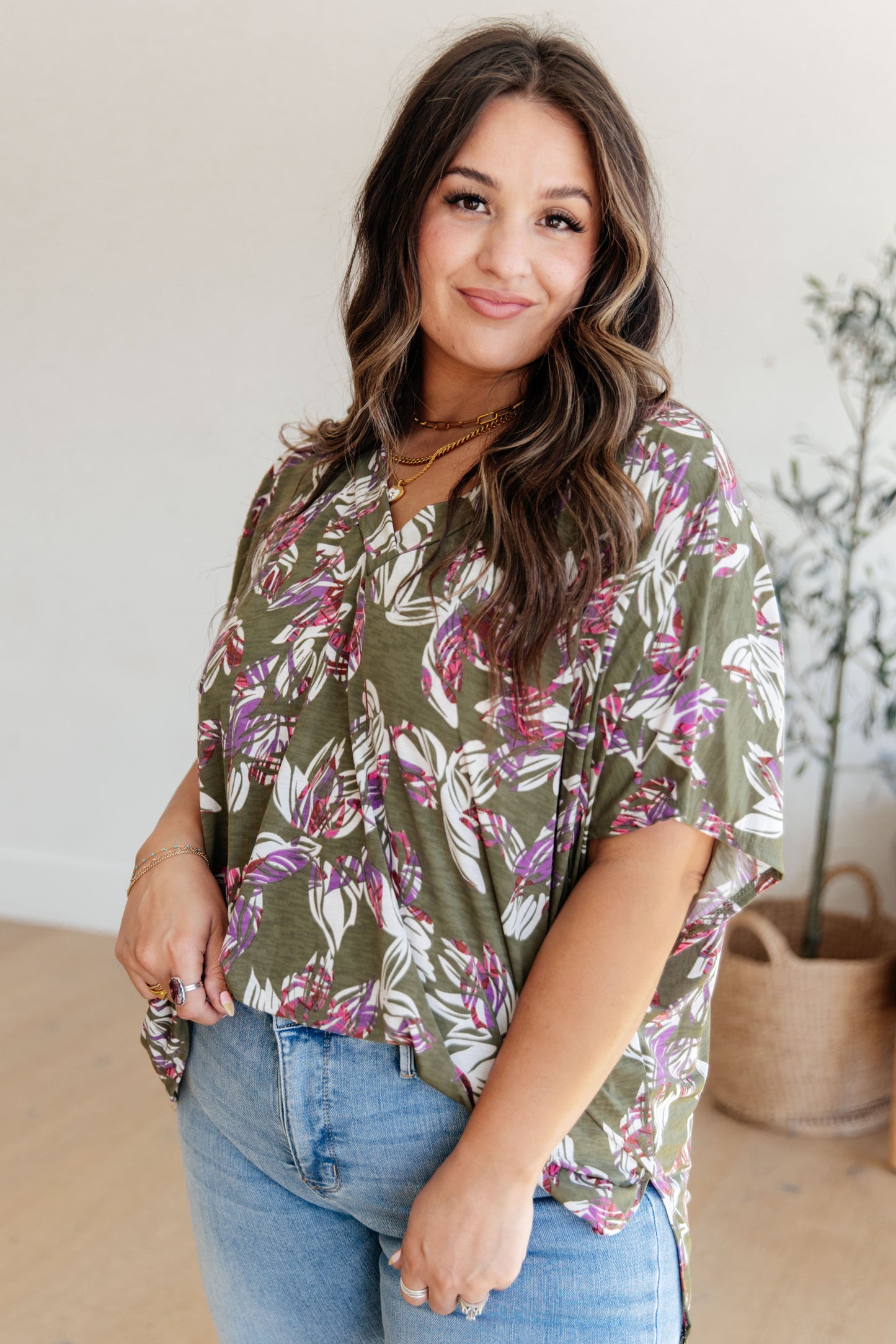 Top floral con cuello de pico para niña de las flores