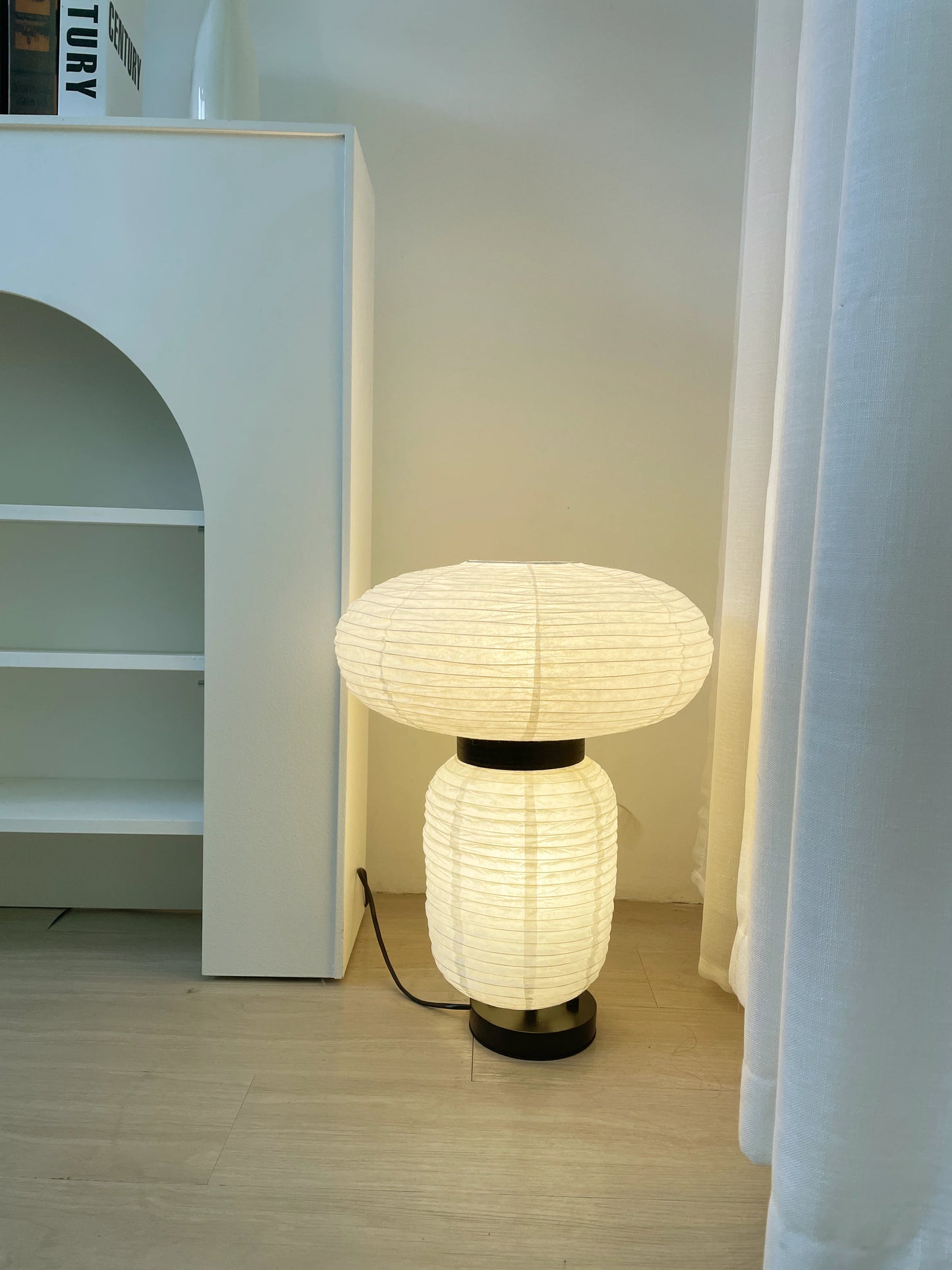 Lámpara de mesa Formakami JH18