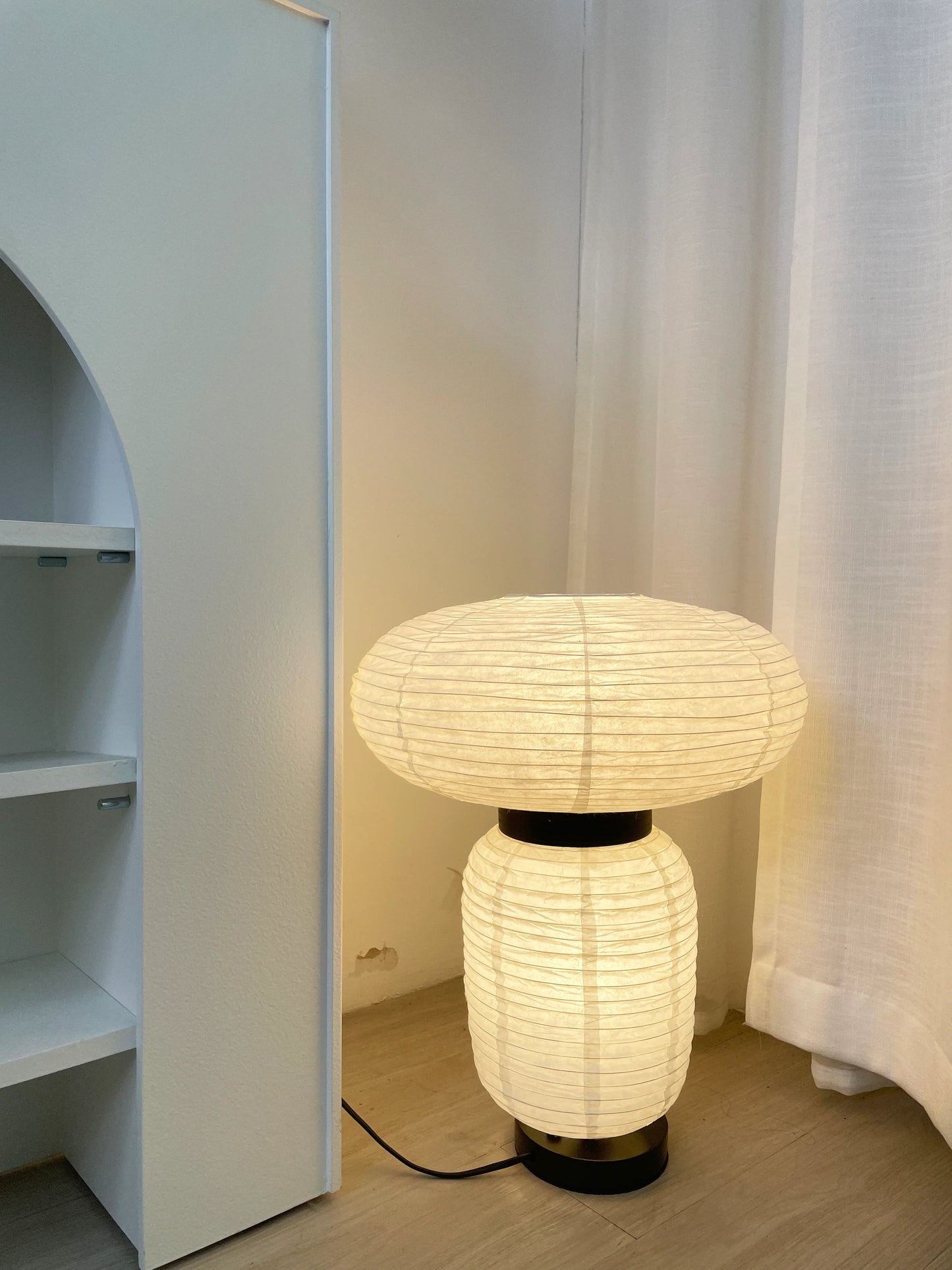Lámpara de mesa Formakami JH18