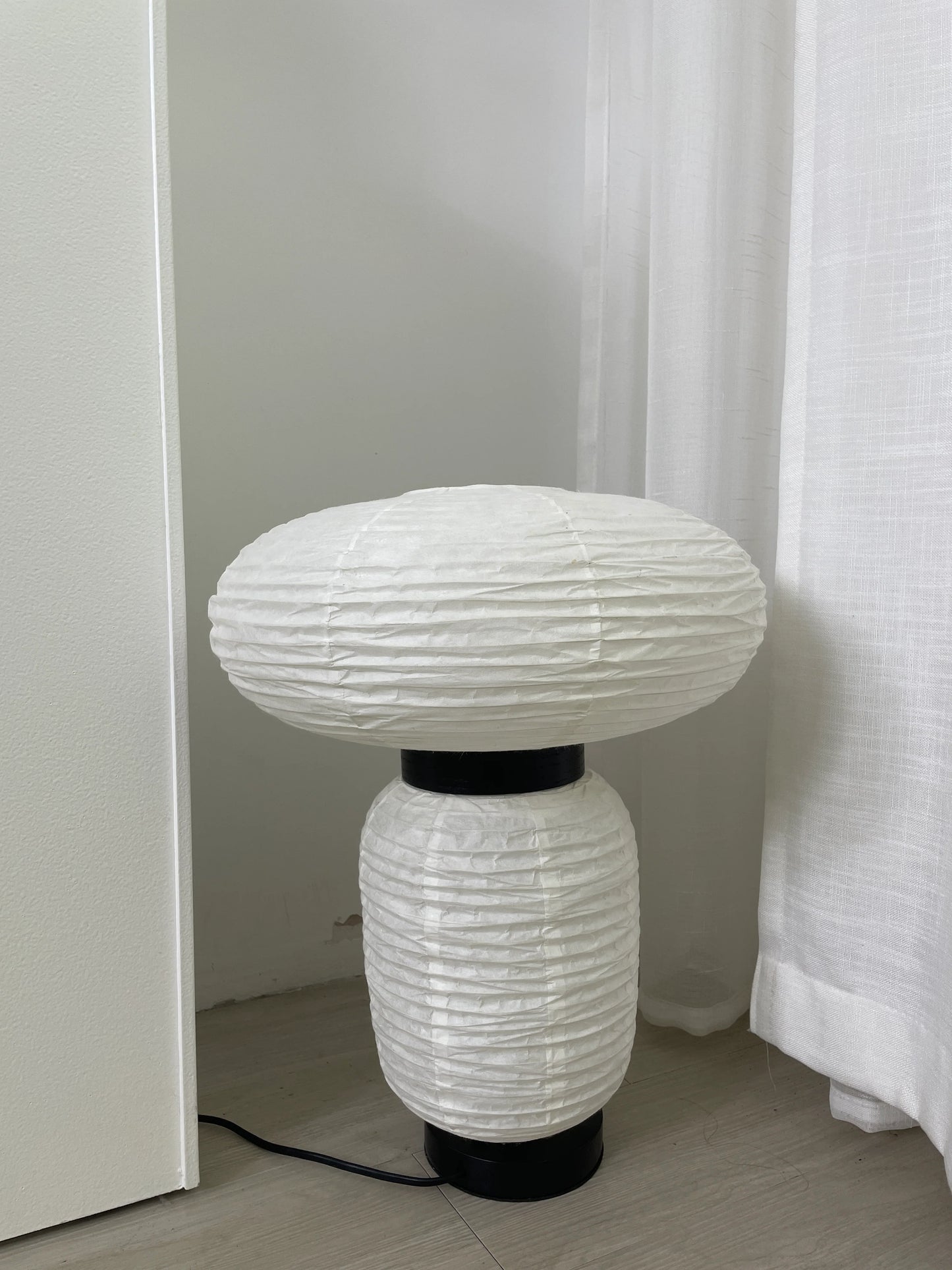 Lámpara de mesa Formakami JH18
