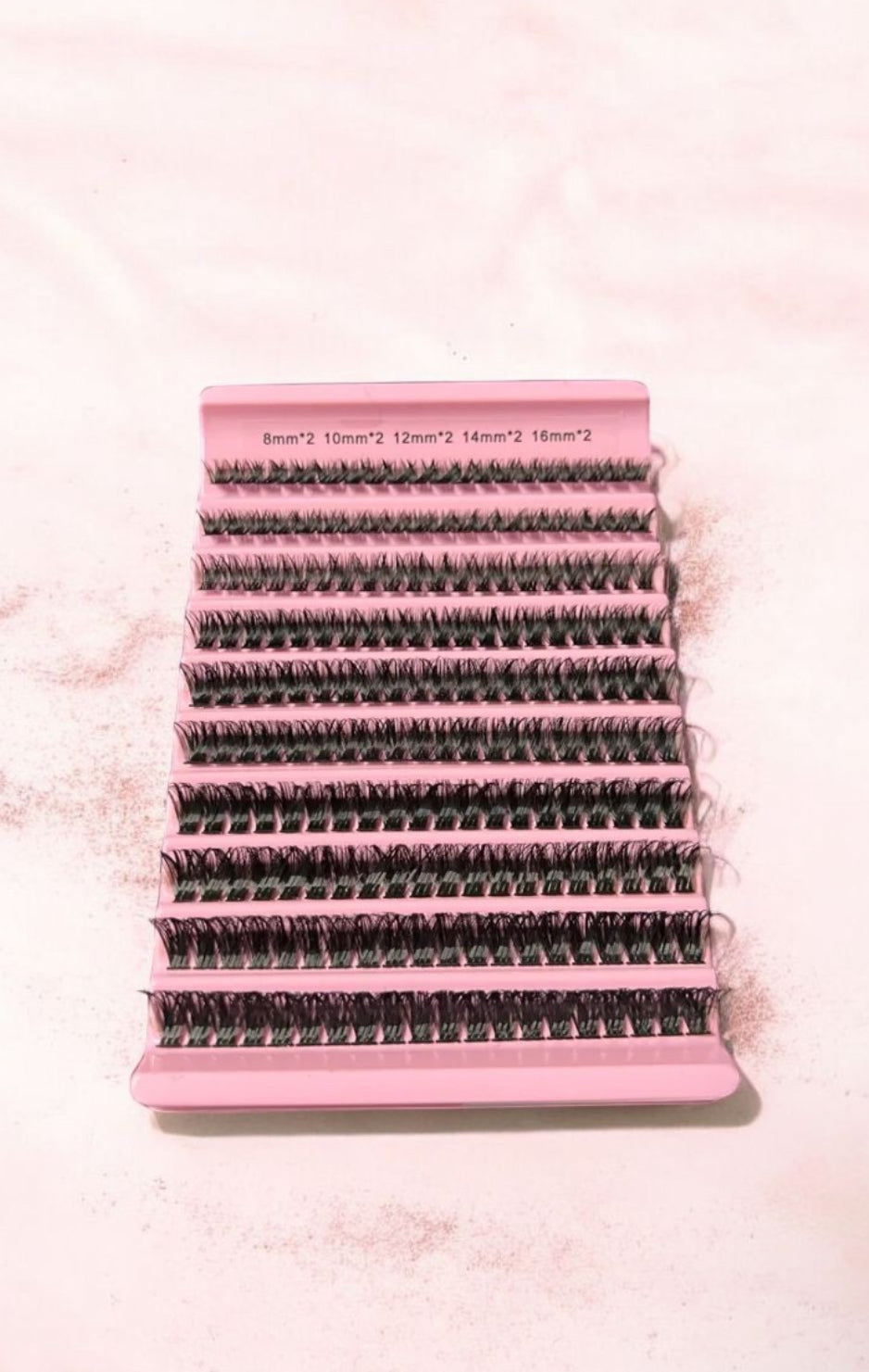 Calm Kiss™ Lash Clusters