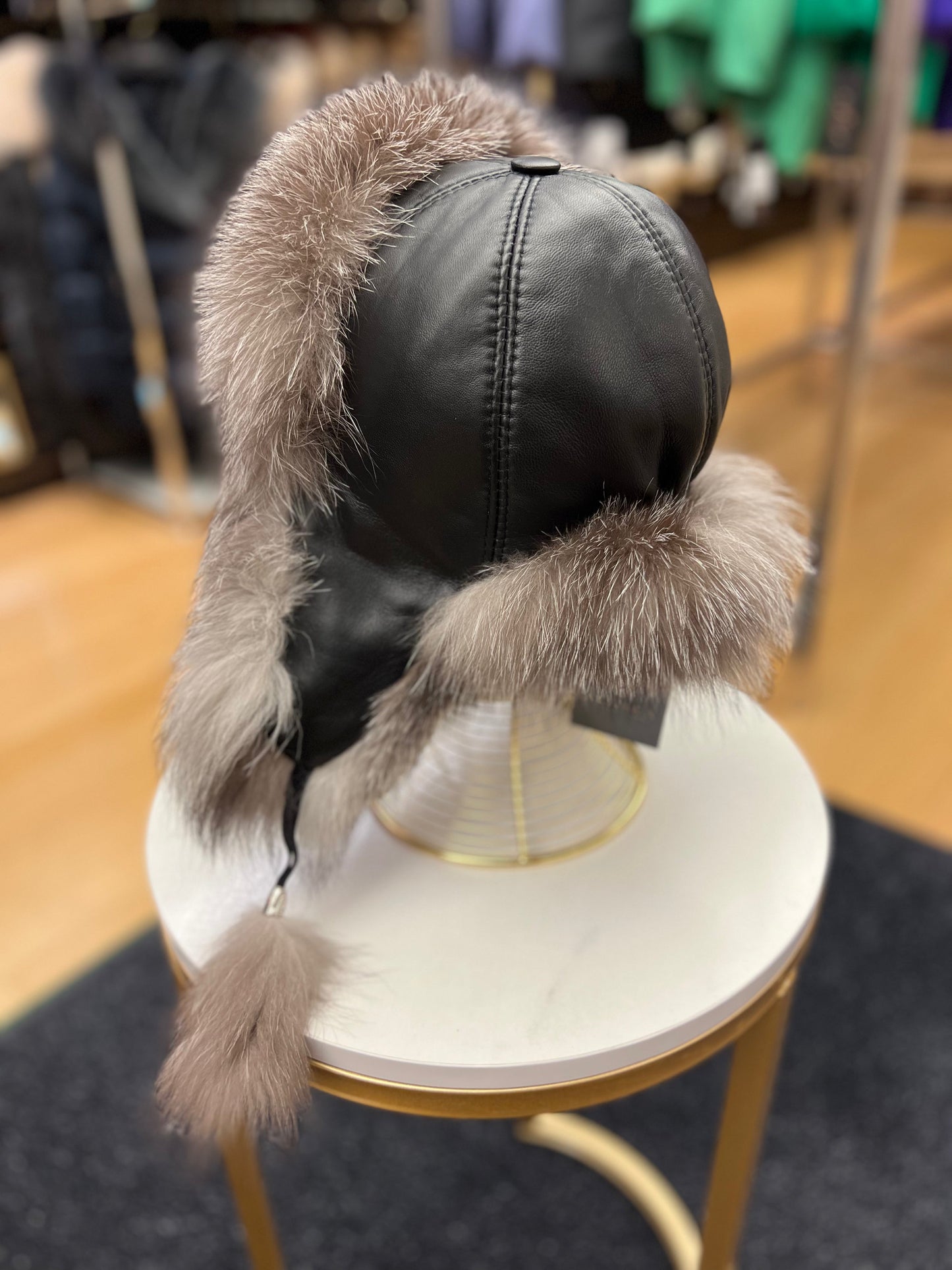 Gorro de piel de zorro plateado auténtica y cuero genuino