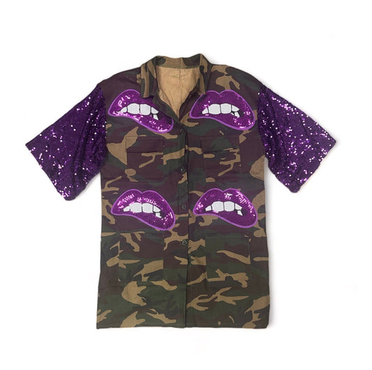 Chaqueta con Lentejuelas de Camuflaje en los Labios y Mangas Divididas