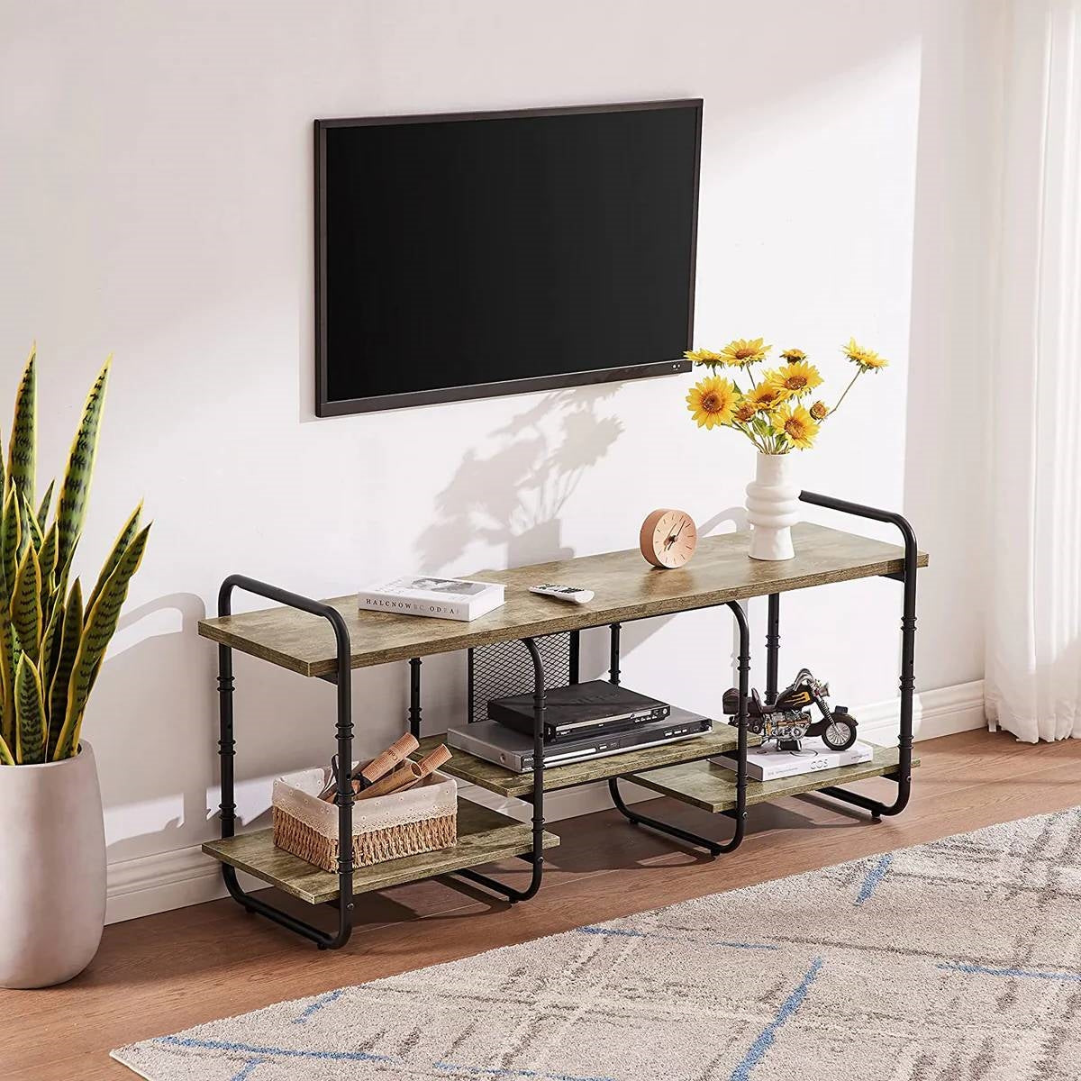 Mueble de TV/Centro de entretenimiento moderno de madera gris y metal para televisores de hasta 60 pulgadas