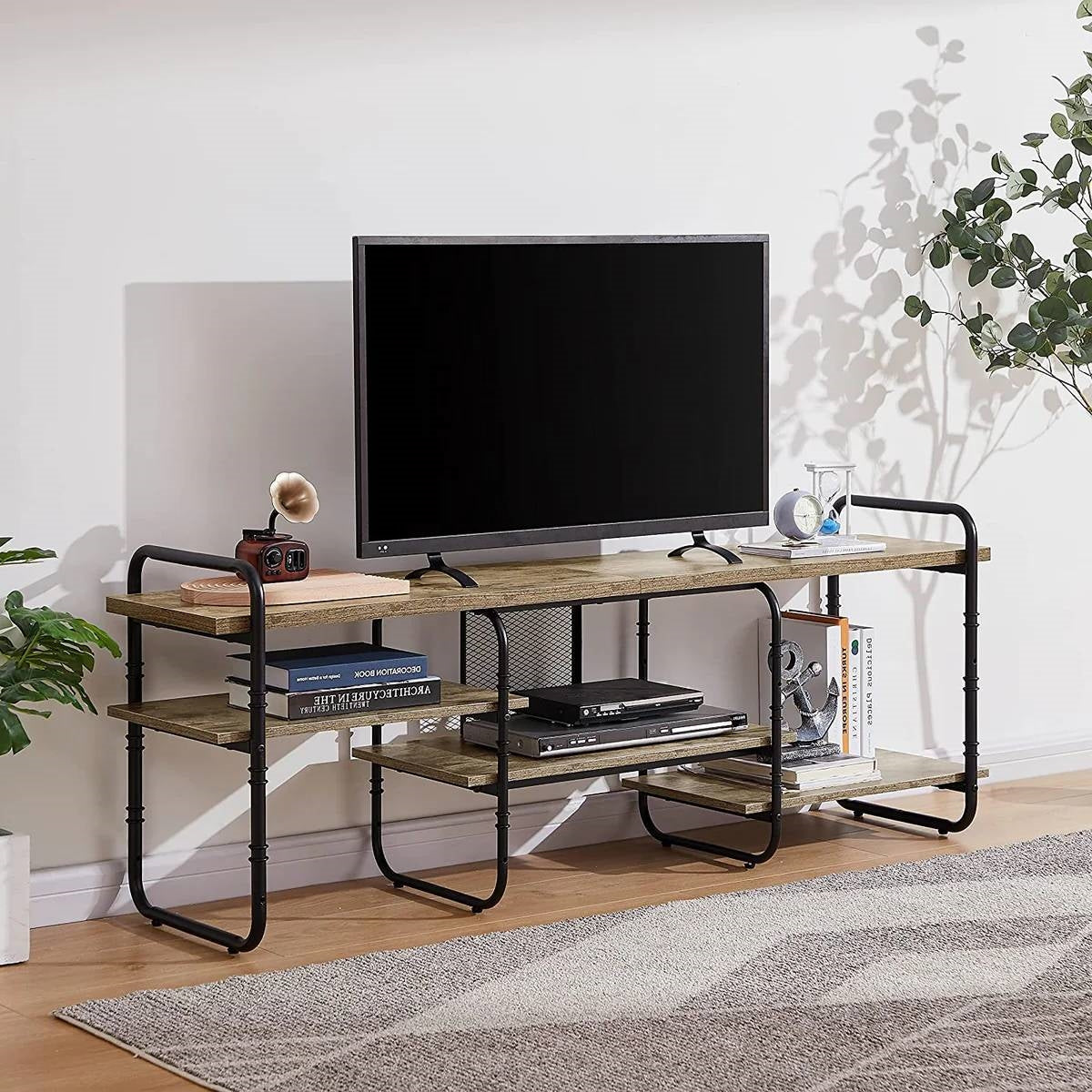 Mueble de TV/Centro de Entretenimiento Moderno de Madera Gris y Metal Negro para televisores de hasta 75 pulgadas