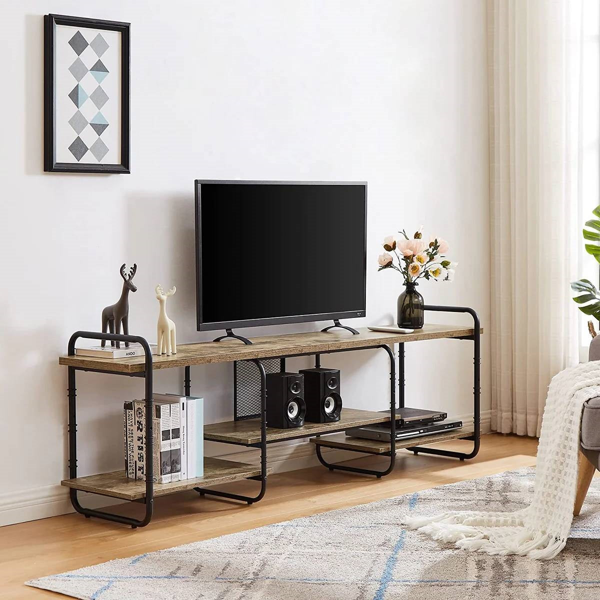 Mueble de TV/Centro de Entretenimiento Moderno de Madera Gris y Metal Negro para televisores de hasta 75 pulgadas