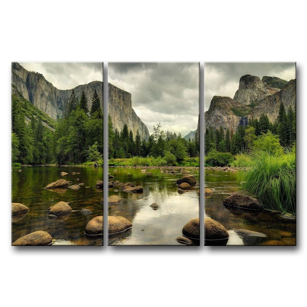 Lámina enmarcada de 3 piezas sobre lienzo con diseño de arroyo de montaña de Yosemite