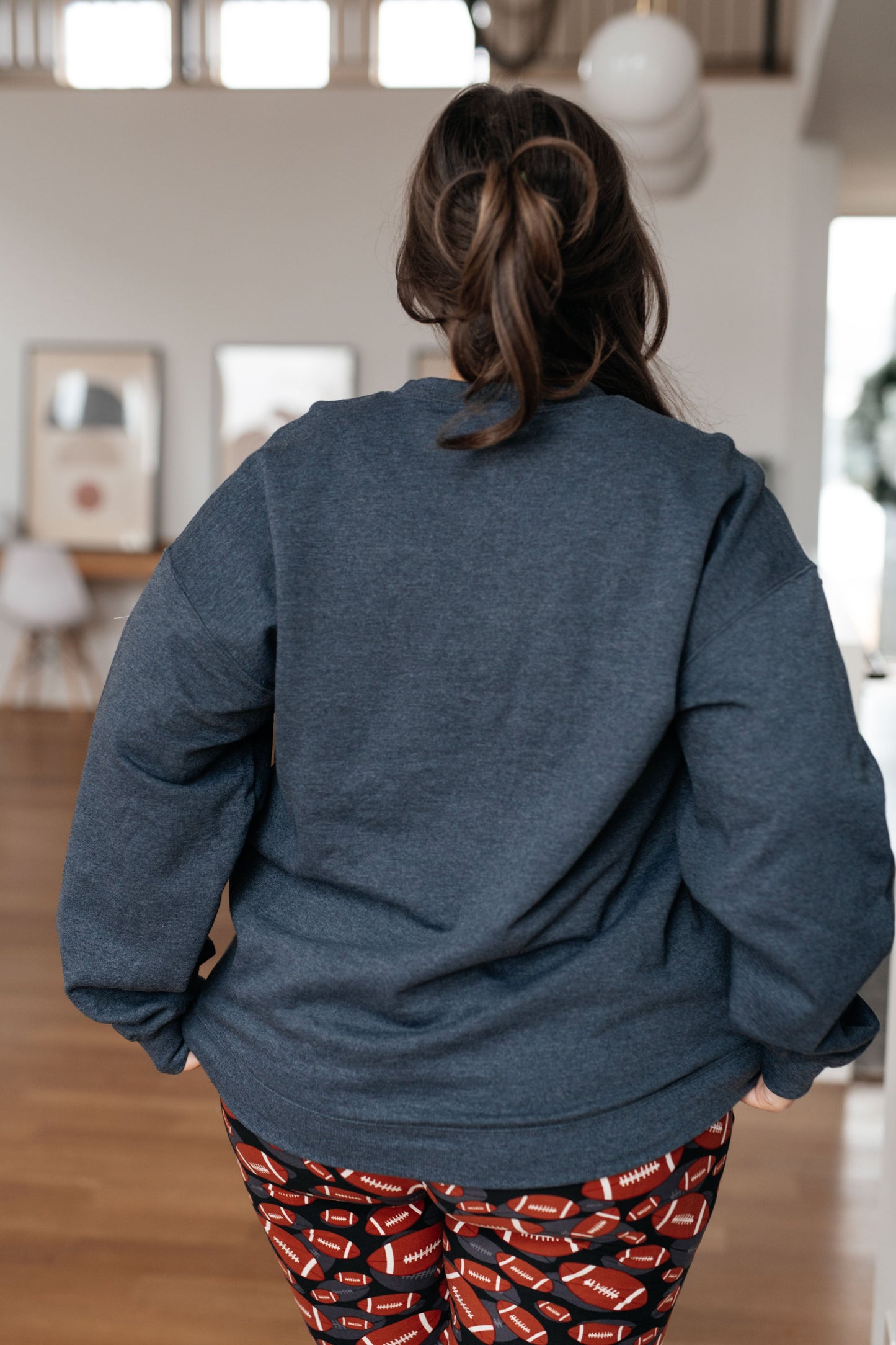 Sudadera con Capucha "Ambiente de Día de Partido"