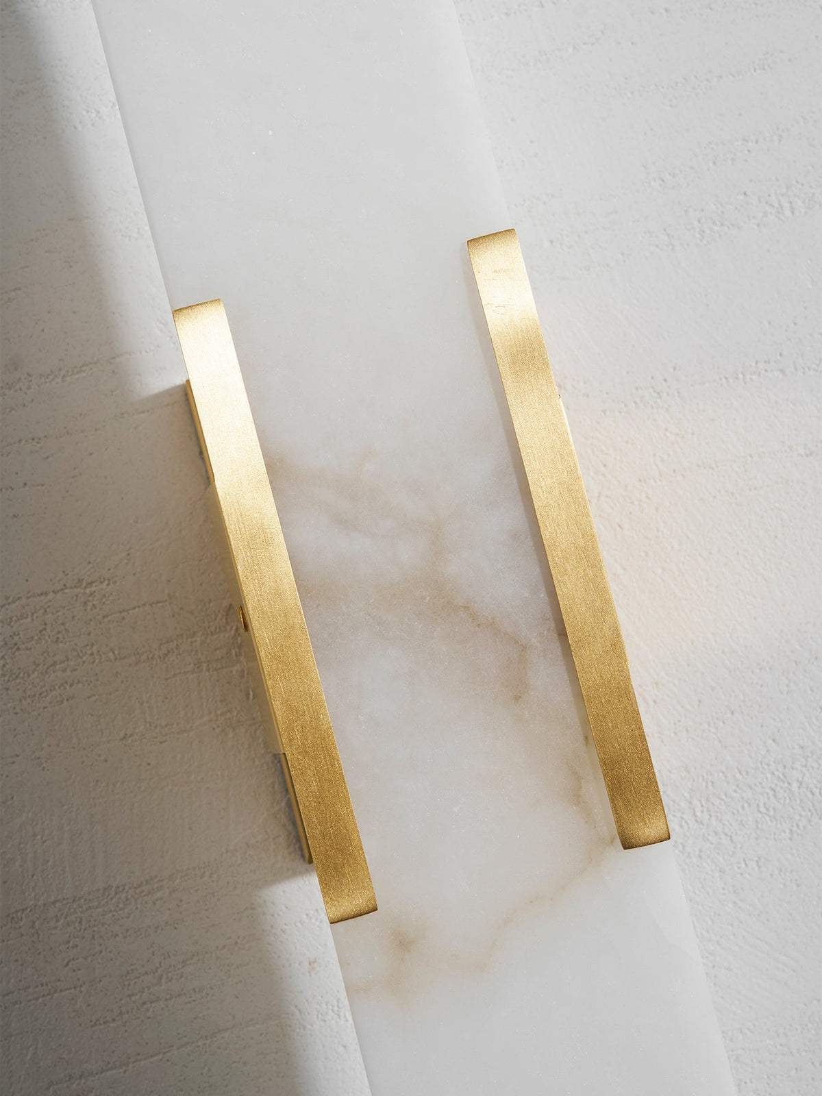 Alvora | Oblong Alabaster Wall Sconce with Brass Accents | Warm Diffused Glow for Foyers