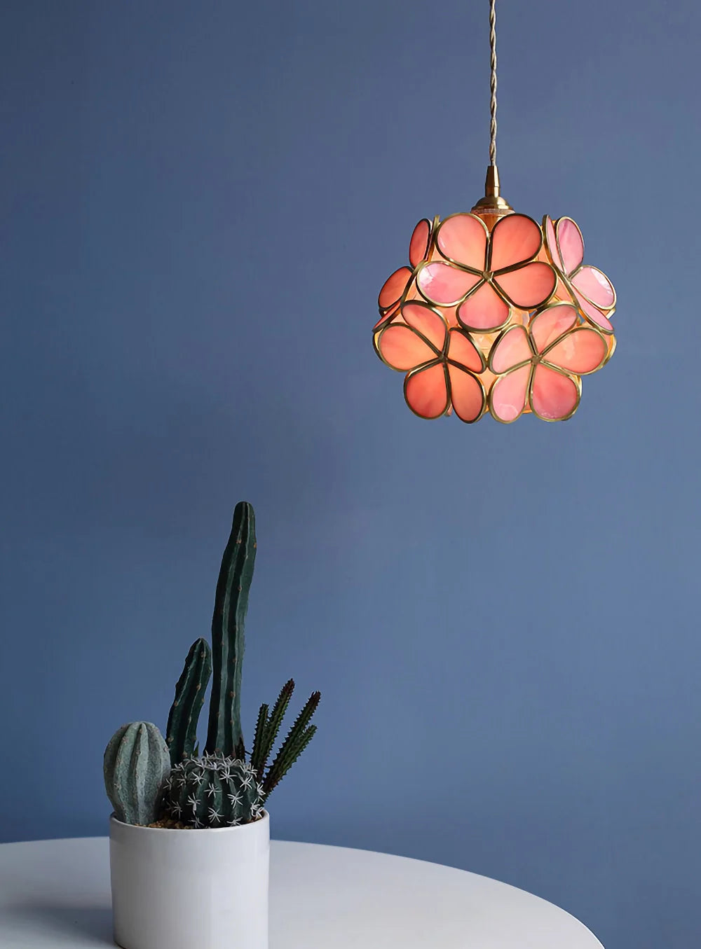 Colgantes de cristal con forma de pétalo