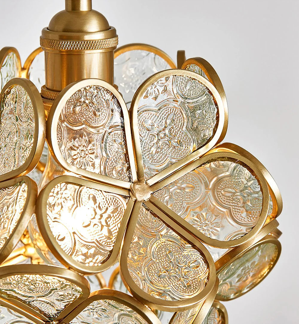 Colgantes de cristal con forma de pétalo