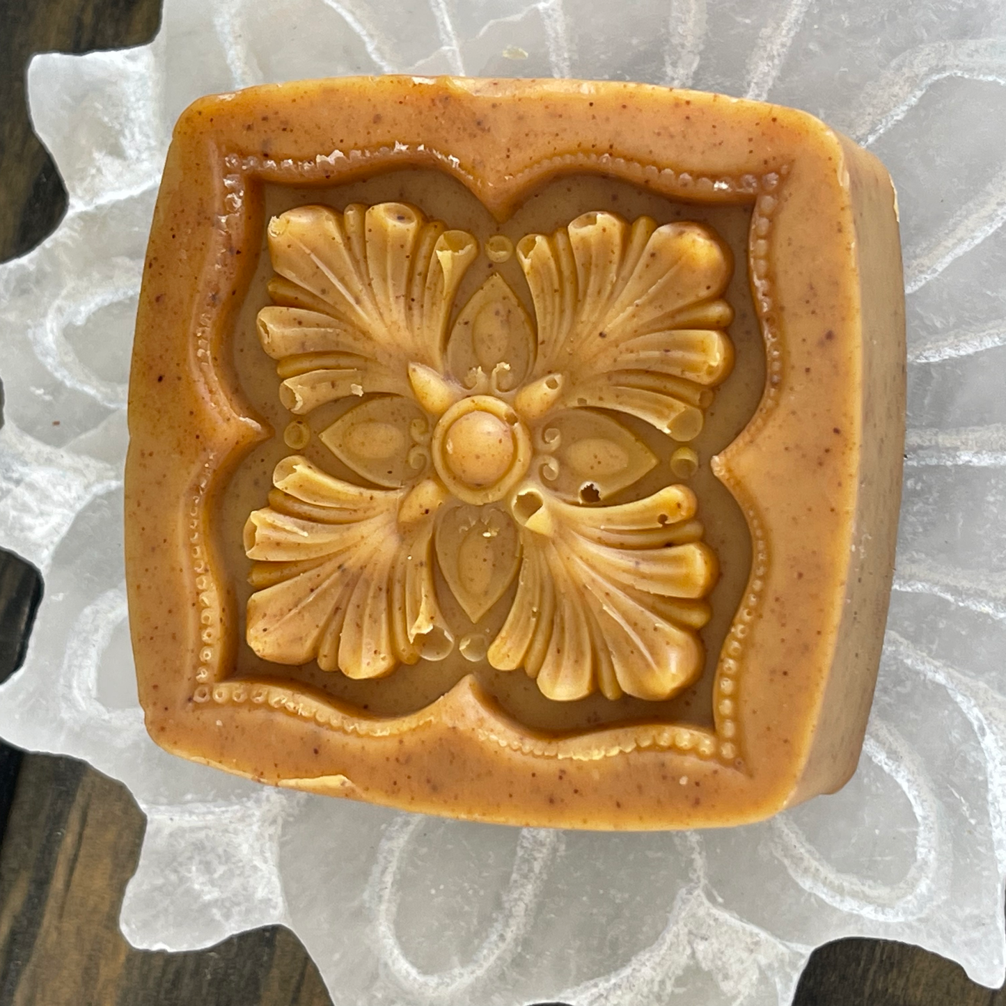 Jabón Facial con Infusión de Cúrcuma Golden Ritual