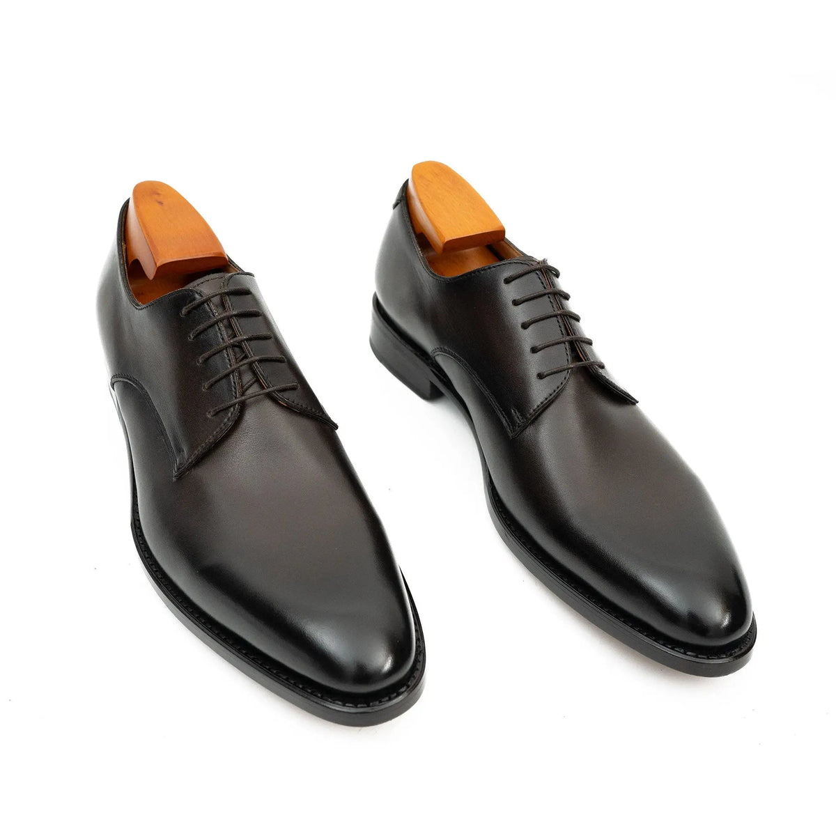 Black Plain-Toe Cow Leather Derby Shoes
