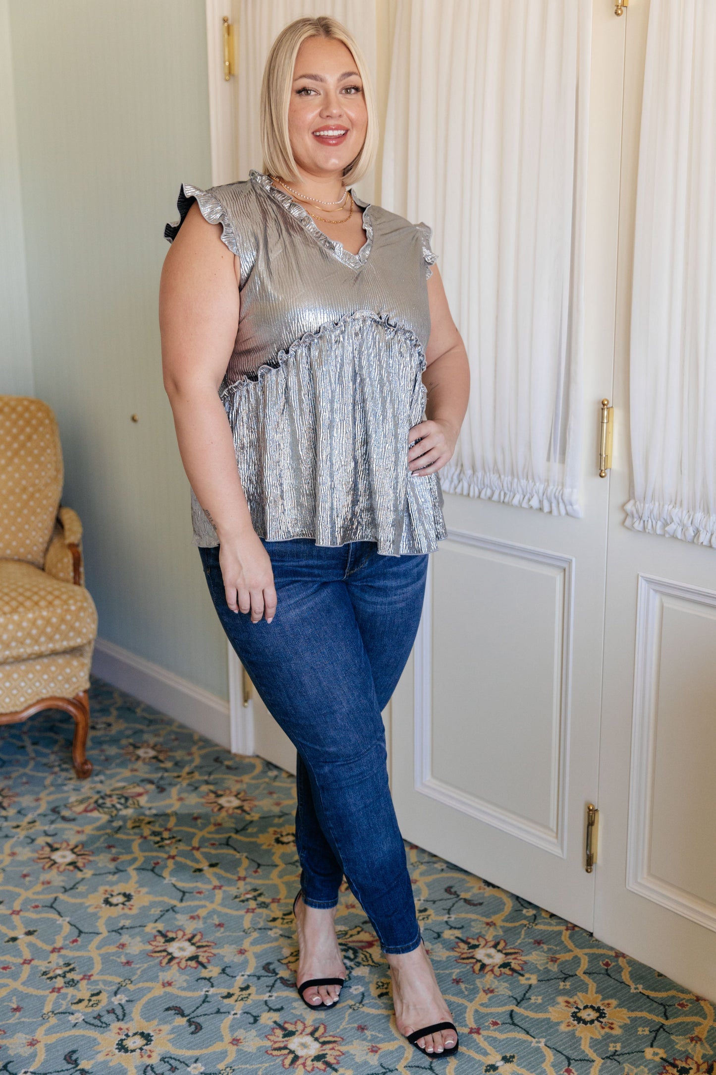 Top peplum metálico Shine On