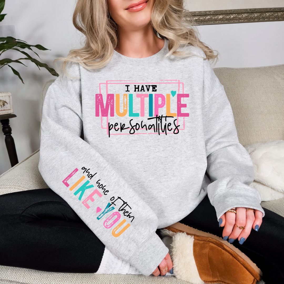 Sudadera "Múltiples Personalidades" en Tres Colores