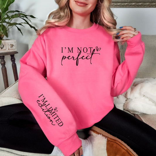 Sudadera gráfica "No soy perfecto" en tres colores
