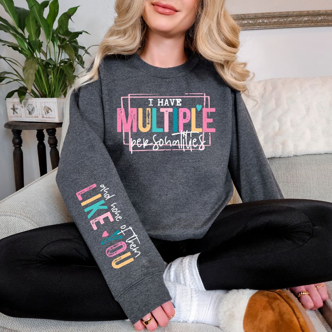 Sudadera "Múltiples Personalidades" en Tres Colores