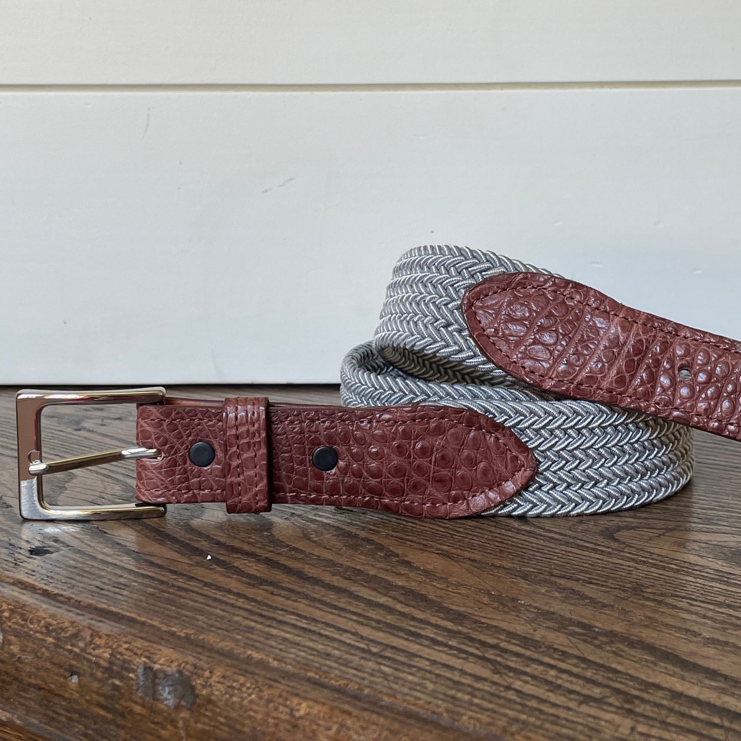 The Stretch Belt, Grey & White