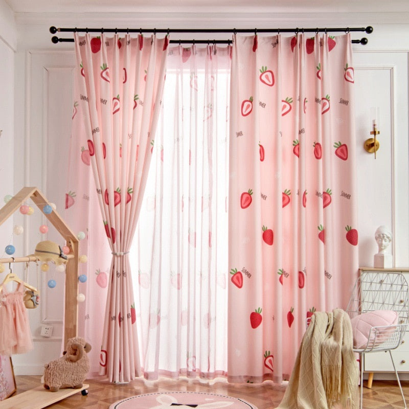 Cortinas Estampado de Fresa