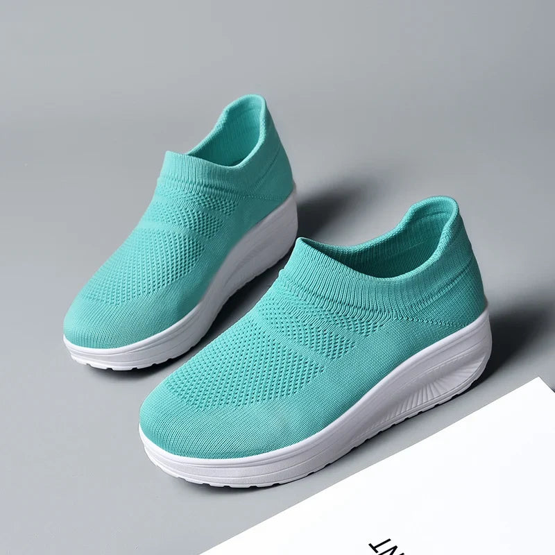 Woman Vulcanize Shoes Platform Sneakers Women Plus Size Femme Shoes Designer Thick Bottom Loafers Slip On Luxury Women Shoes