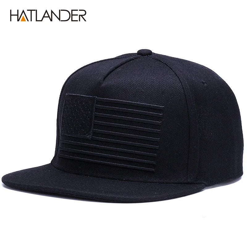 Gorra snapback bordada con bandera elevada