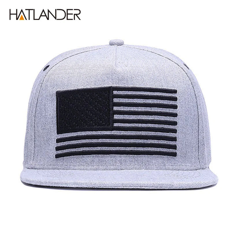 Gorra snapback bordada con bandera elevada
