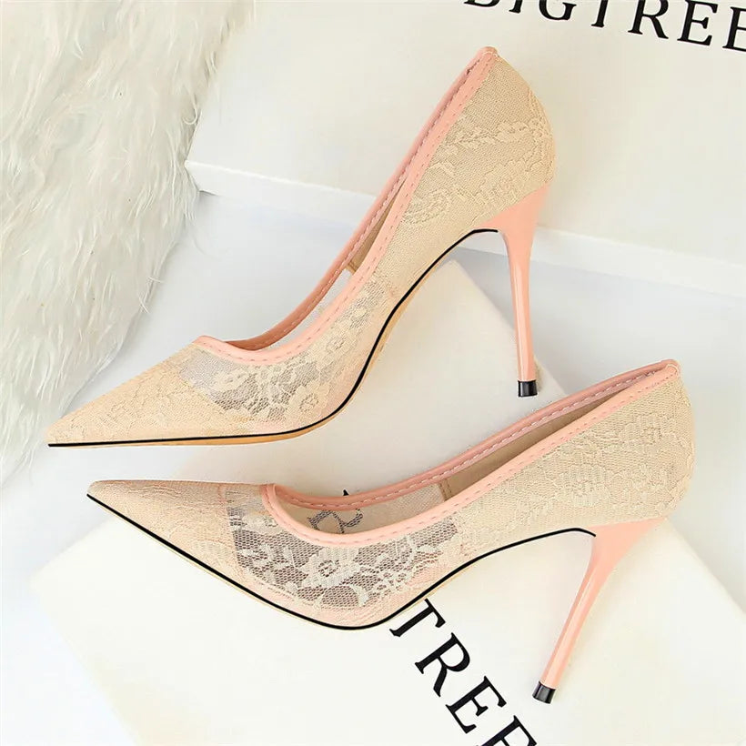 2025 Sexy Black Flower Lace Mesh Pumps Women Pointed Fashion Party Shoes Show Thin High Heels Shoes Women's Office Shoes Shallow