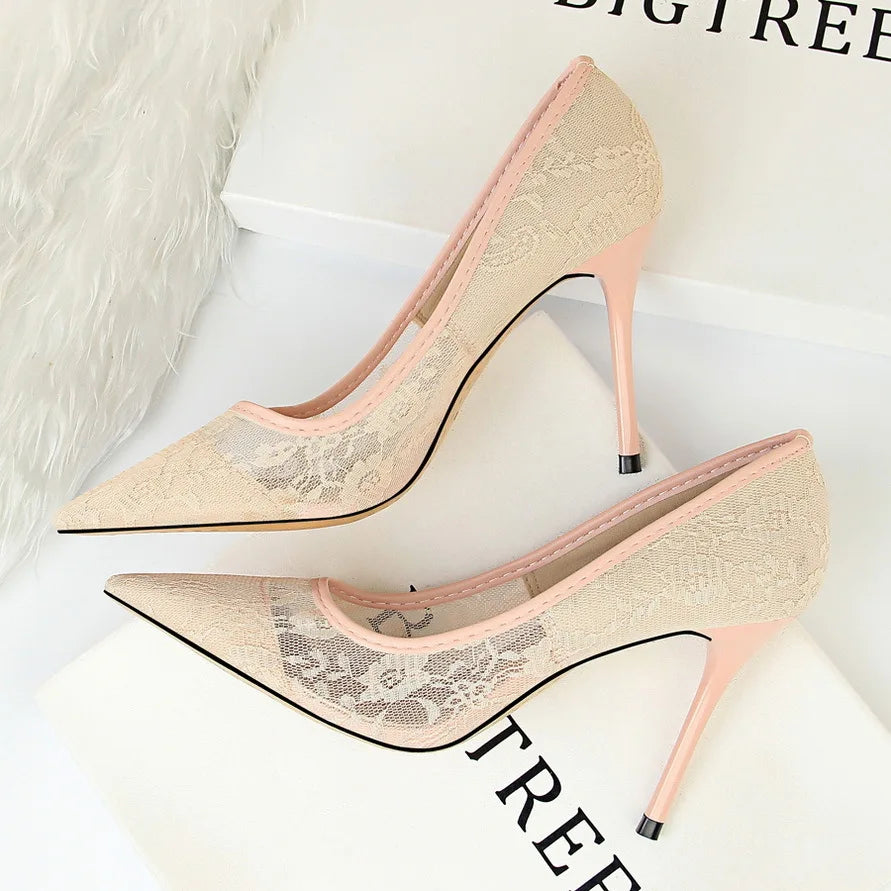2025 Sexy Black Flower Lace Mesh Pumps Women Pointed Fashion Party Shoes Show Thin High Heels Shoes Women's Office Shoes Shallow