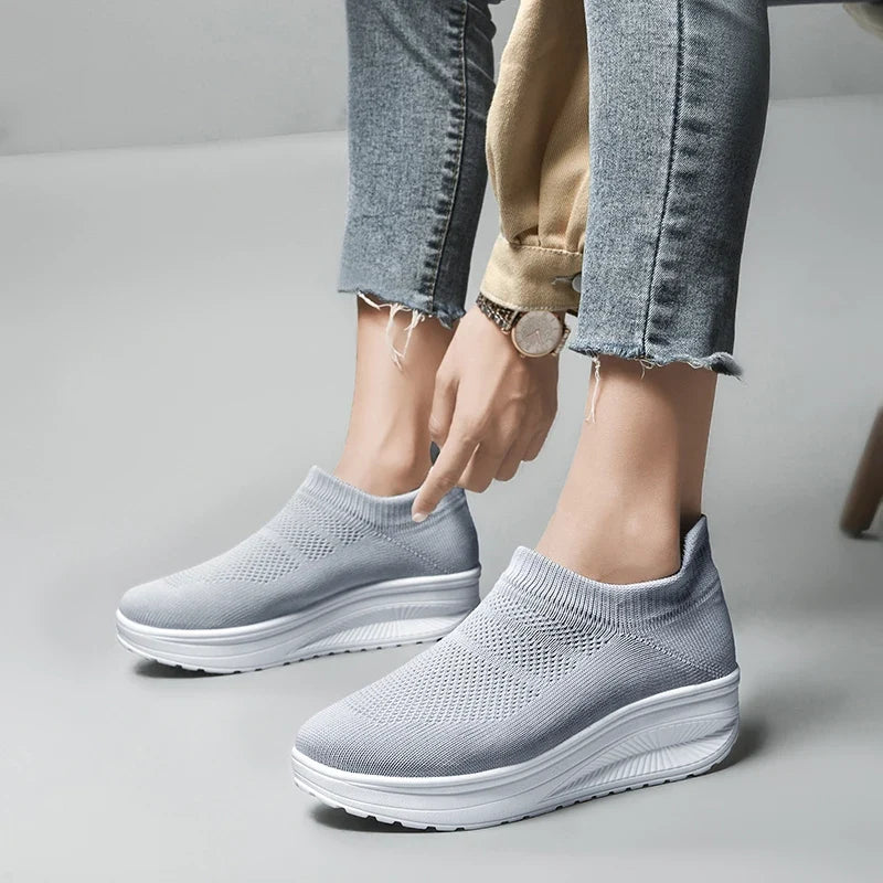 Woman Vulcanize Shoes Platform Sneakers Women Plus Size Femme Shoes Designer Thick Bottom Loafers Slip On Luxury Women Shoes