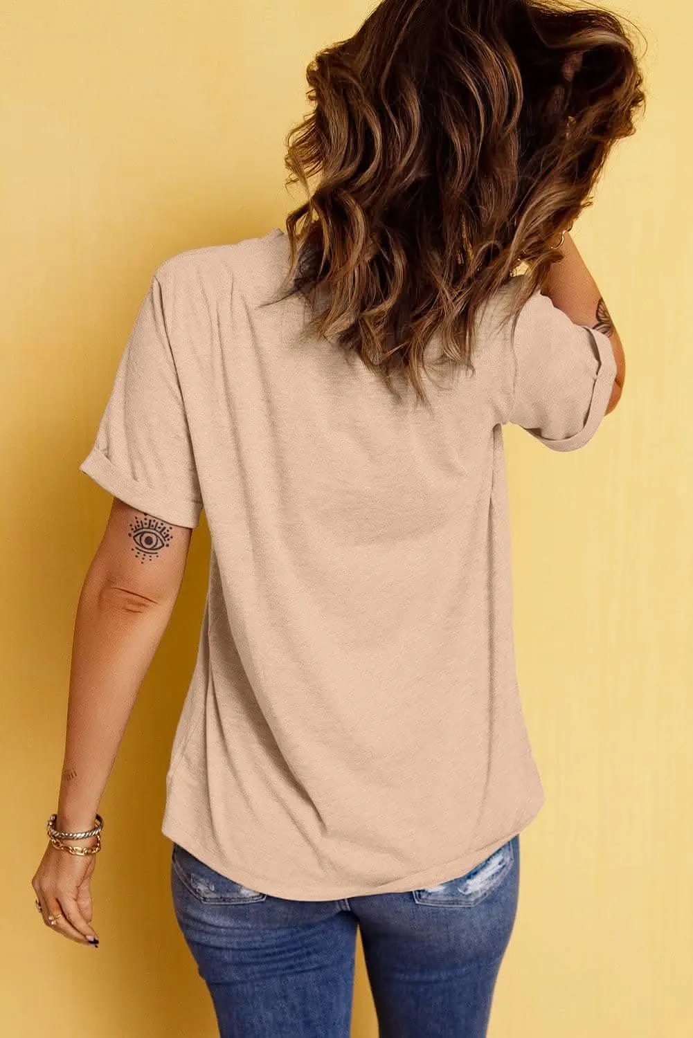 T-Shirts Trendsi Women's Heart Graphic T-Shirt Round Neck Stylish Tee