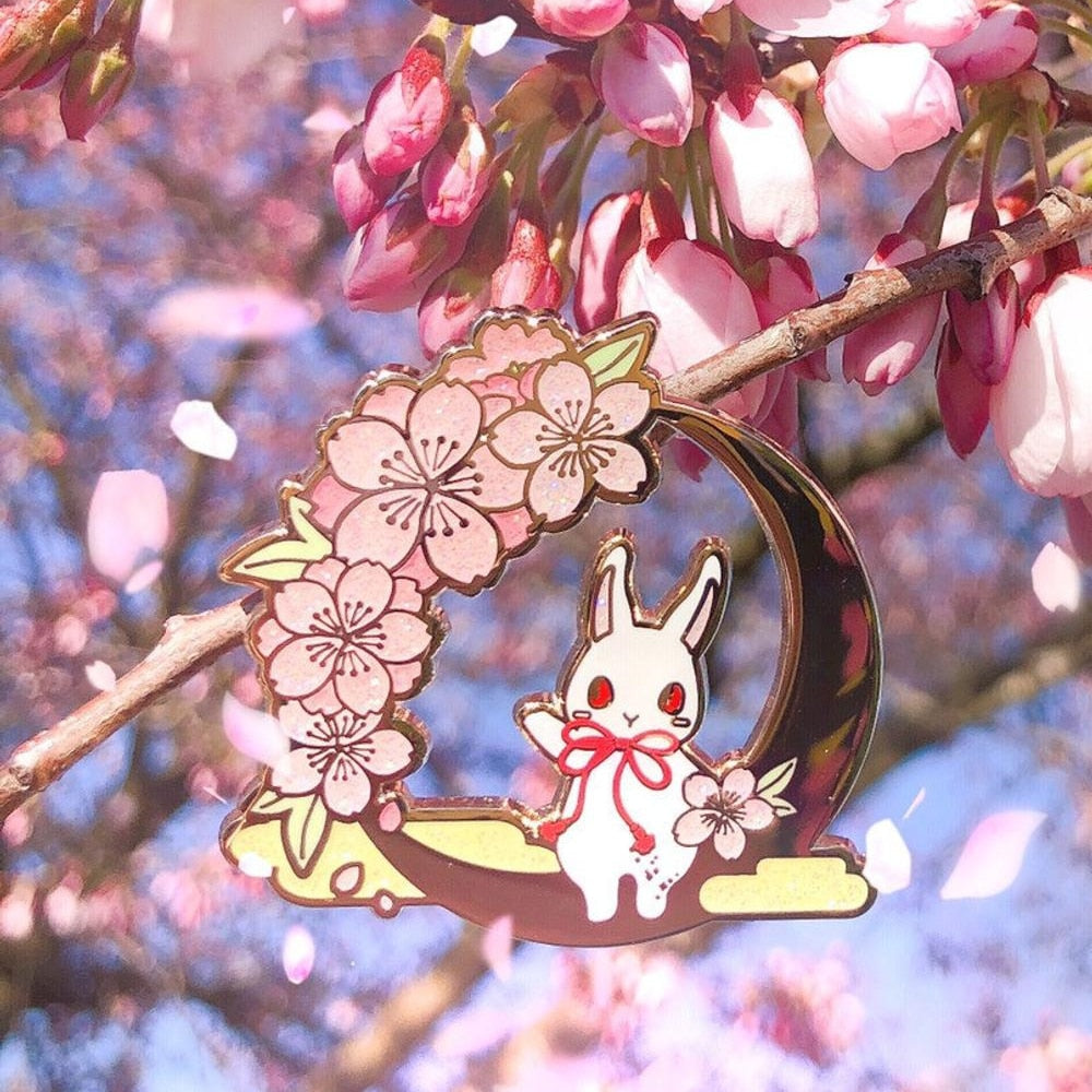 Pin de esmalte de Sakura Bunny