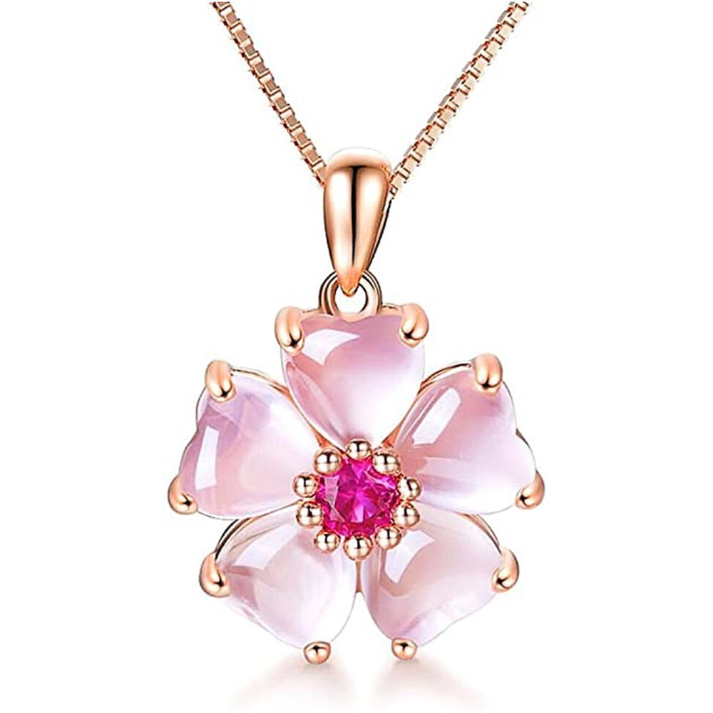 Collar con colgante de sakura rosa