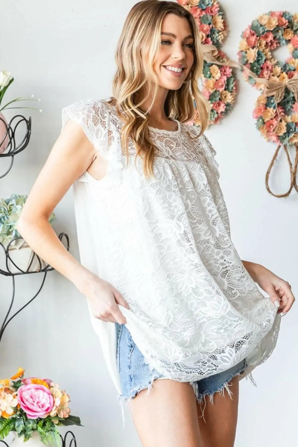 Camisetas Trendsi Blusa de encaje con cuello redondo informal para mujer, hecha en EE. UU. - Suave y elegante