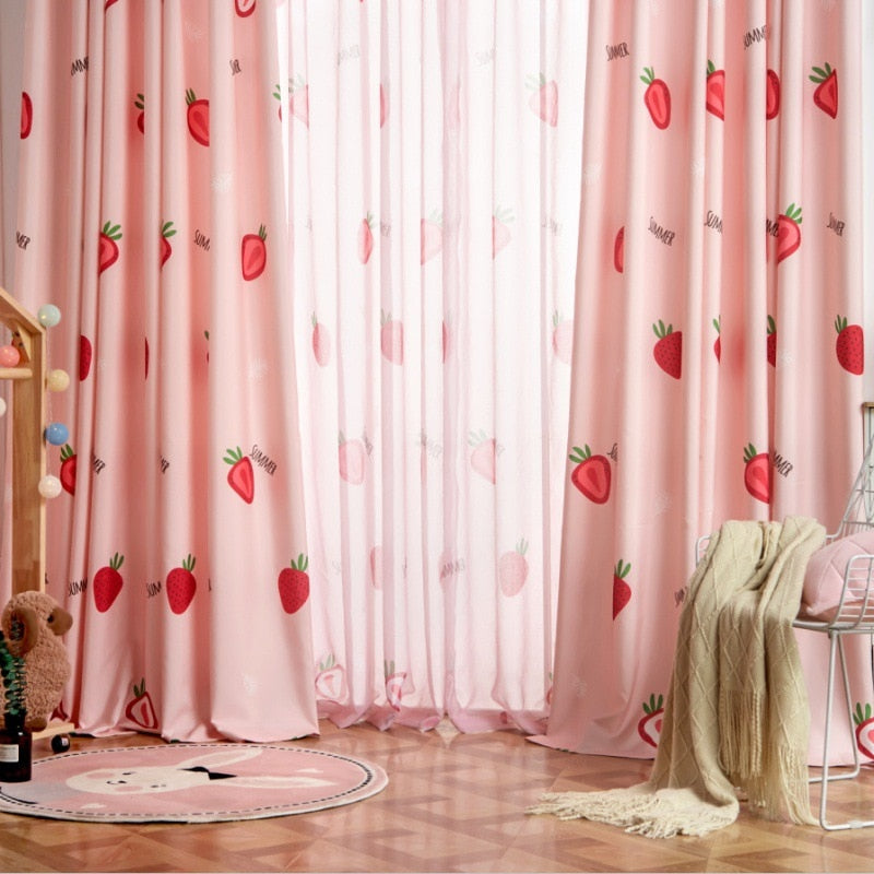Cortinas Estampado de Fresa