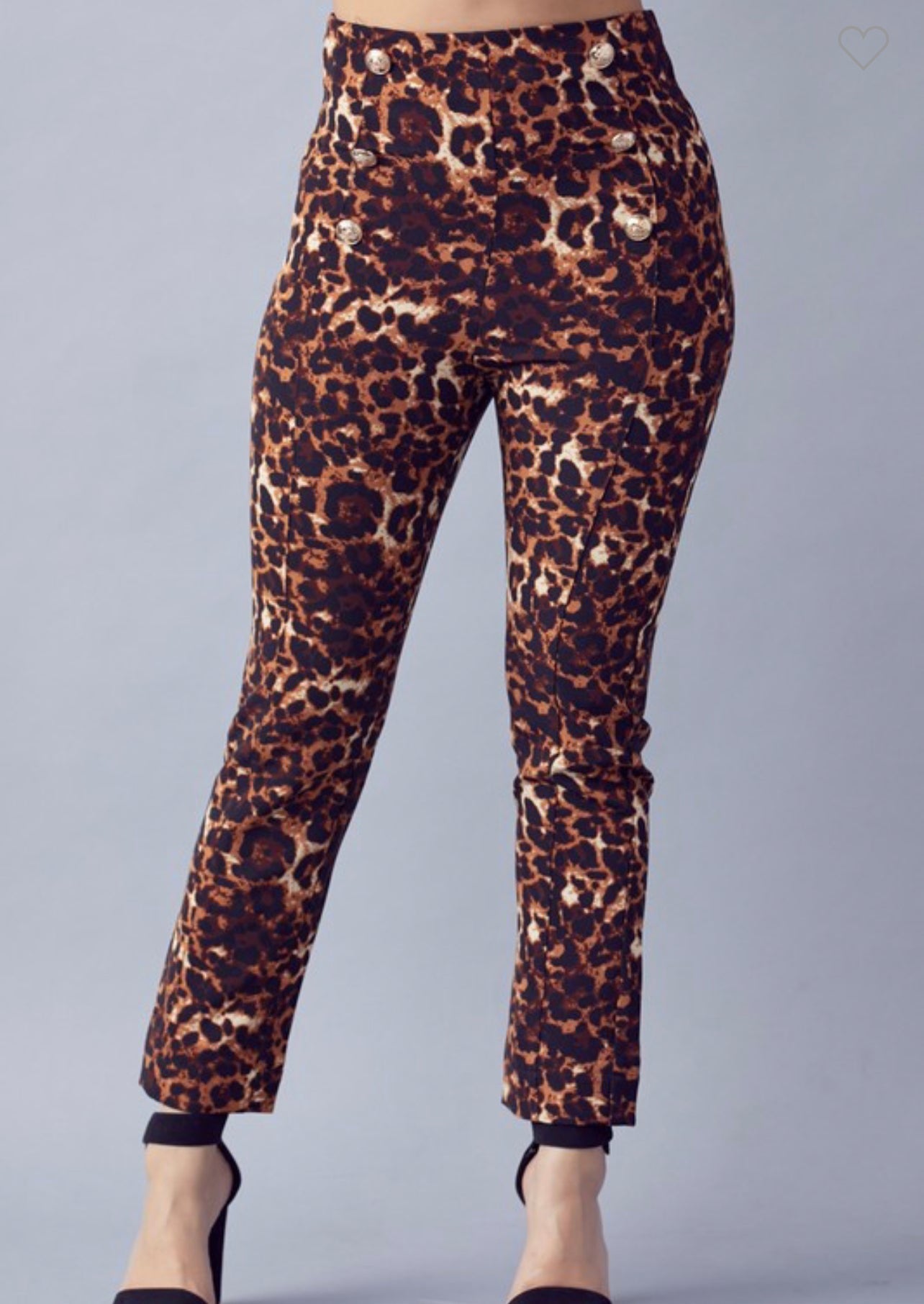 Pantalones de animal print con botones dorados