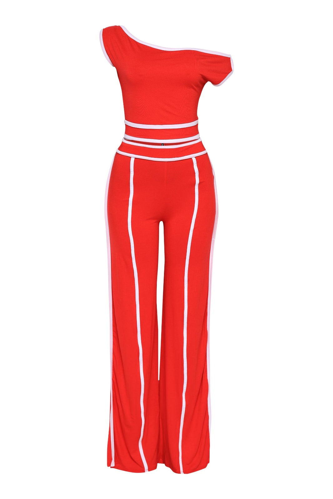 Top de manga corta con hombros descubiertos y pantalones de pierna ancha