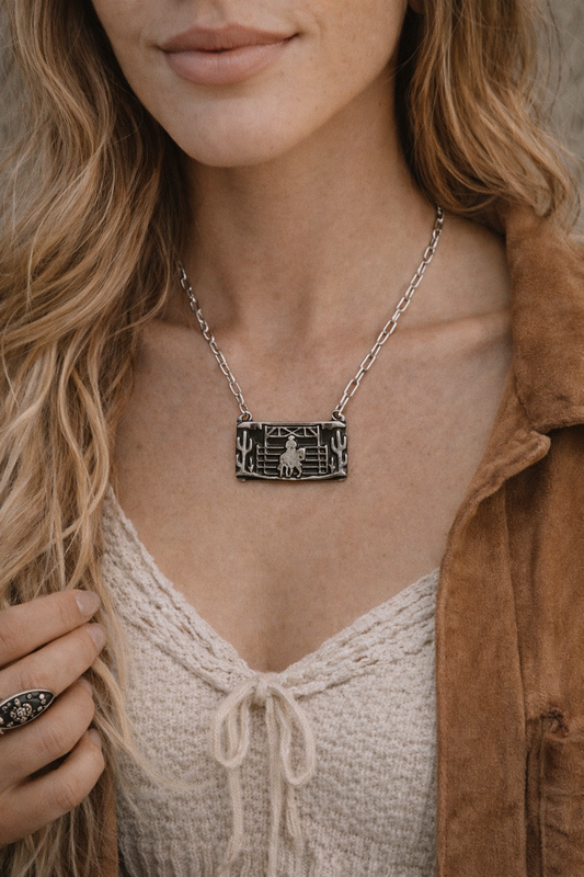 Collar con colgante de rancho de vaquero occidental