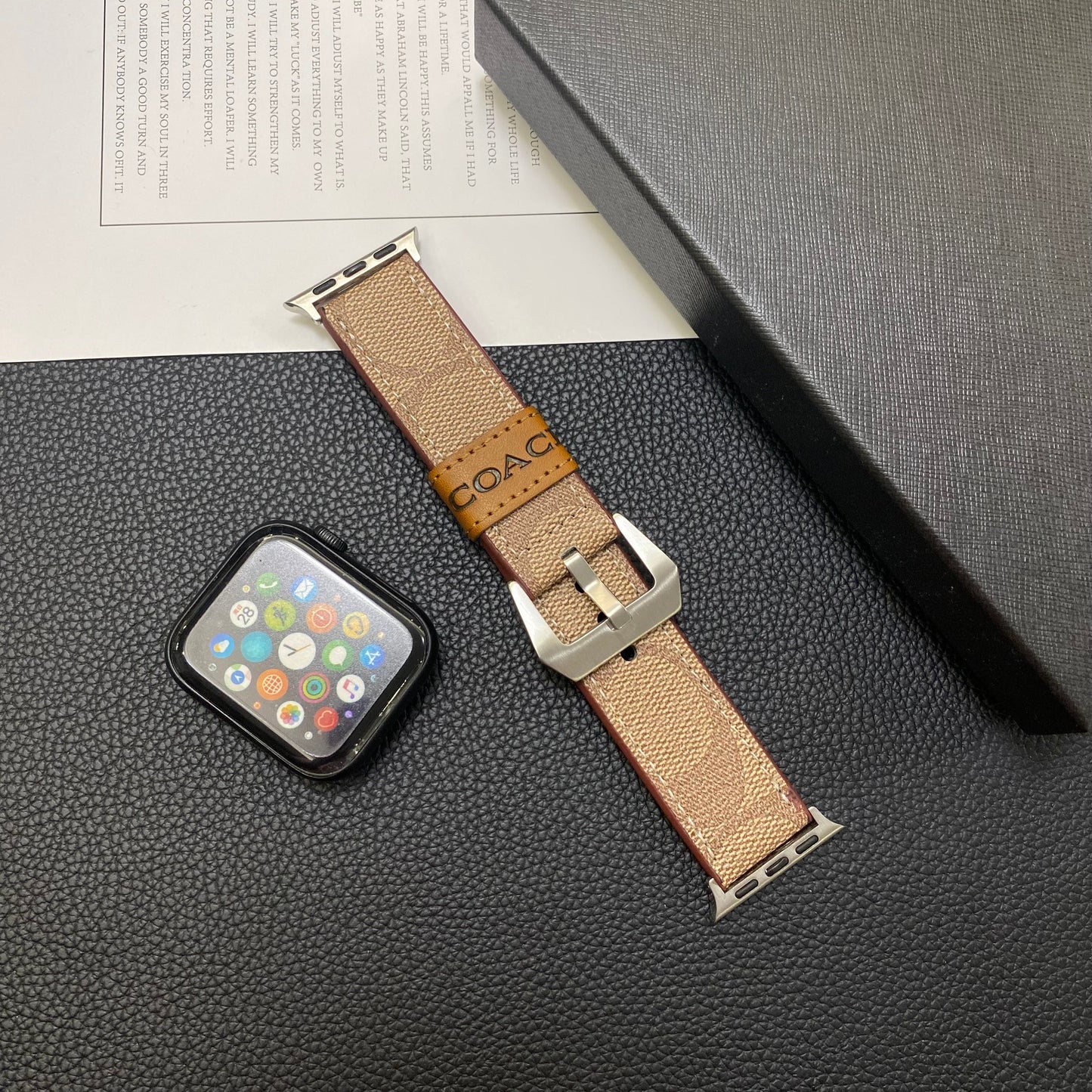 Correa de cuero Coach para Apple Watch marrón claro-YHK244221710