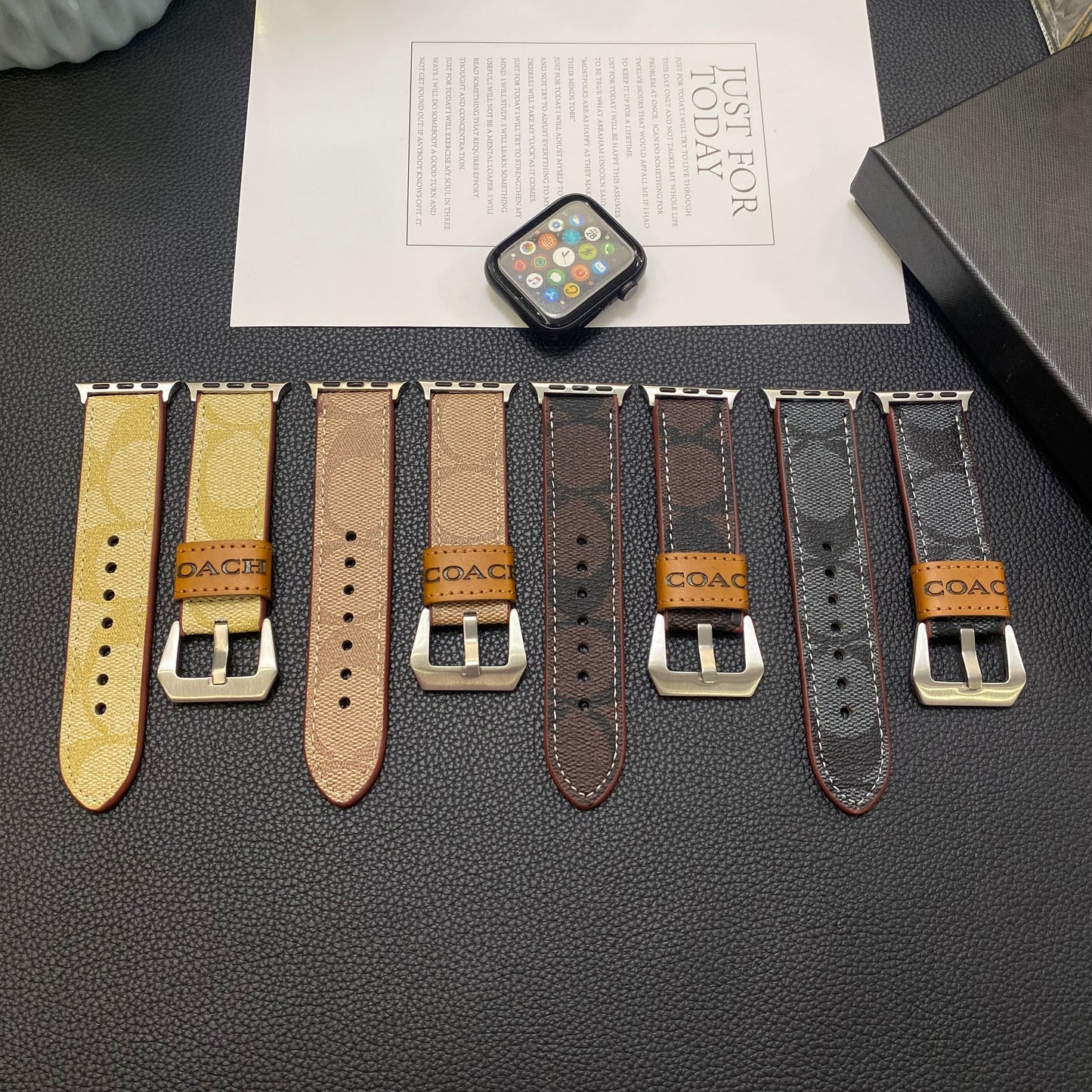Correa de cuero Coach para Apple Watch marrón oscuro-YHK244221710