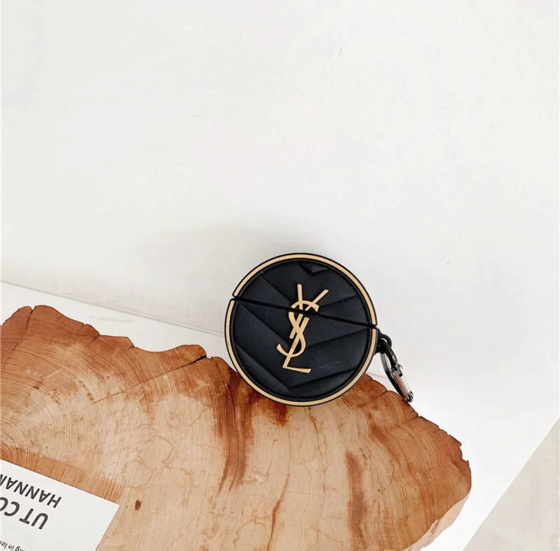Estuches para AirPods de YSL