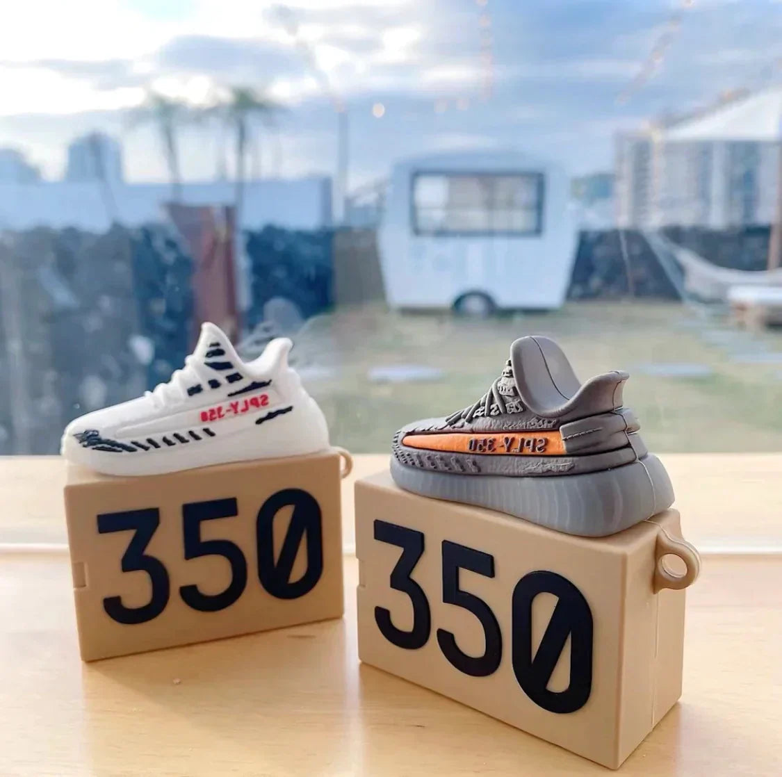 Fundas para AirPods Yeezy Boost 350