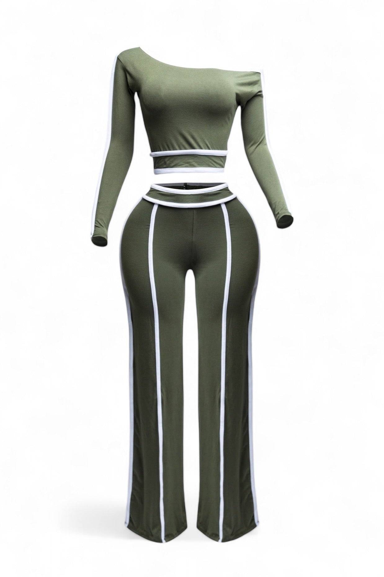 Top de manga larga con hombros descubiertos y pantalones de pierna ancha