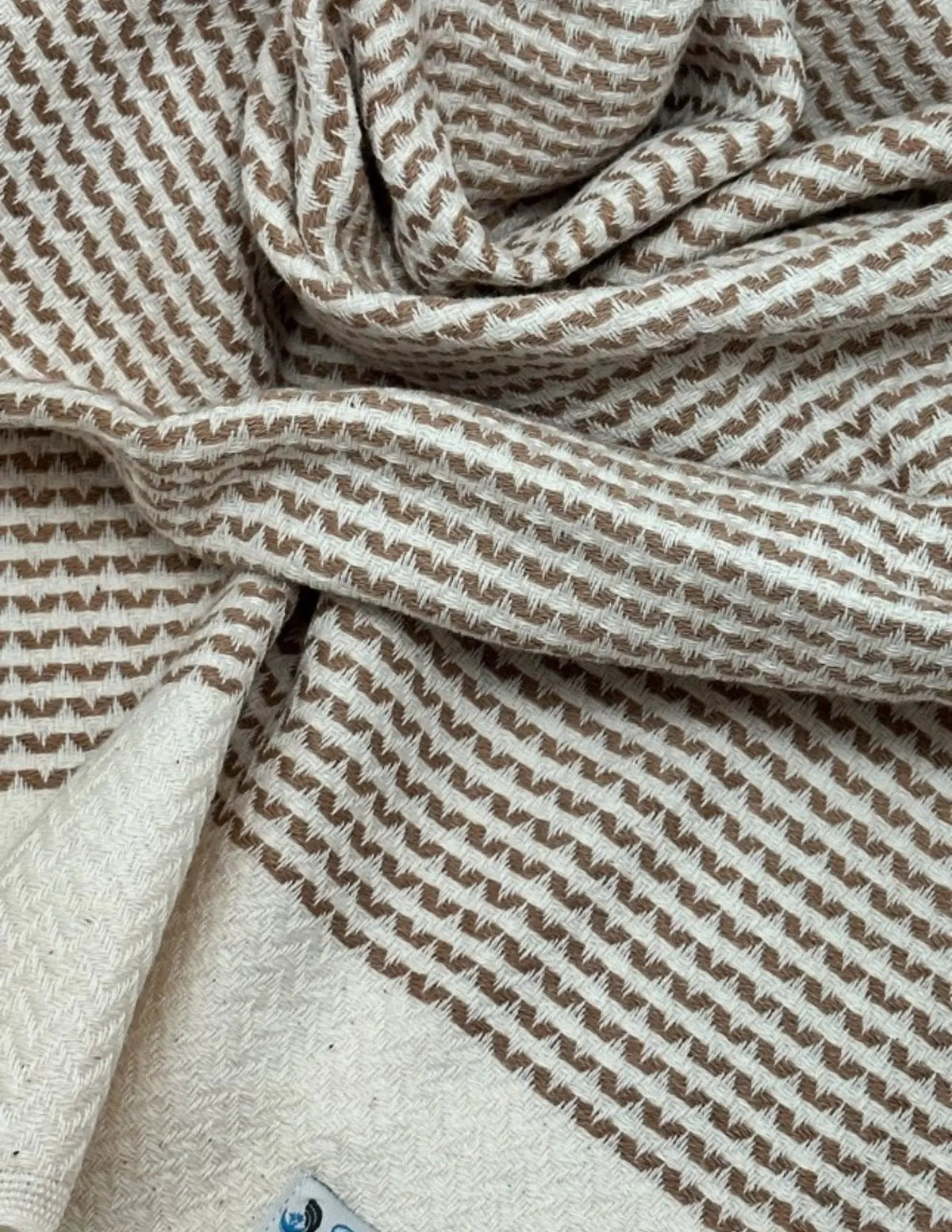 Turkish Hand Towel - Natural & Absorbent - Dotty Pattern