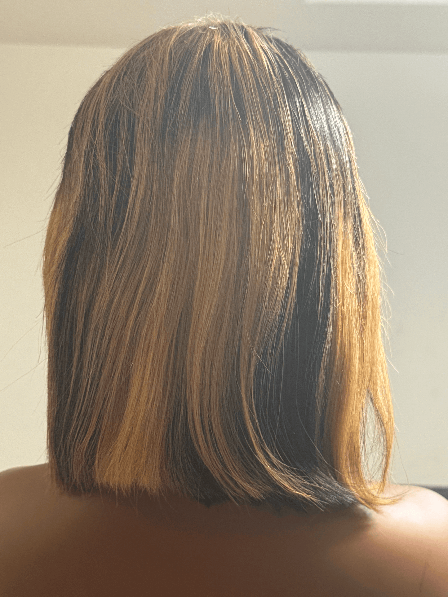 Highlight Hustle – Straight Bob Lace Front Wig (Black w/ Blonde Streaks)